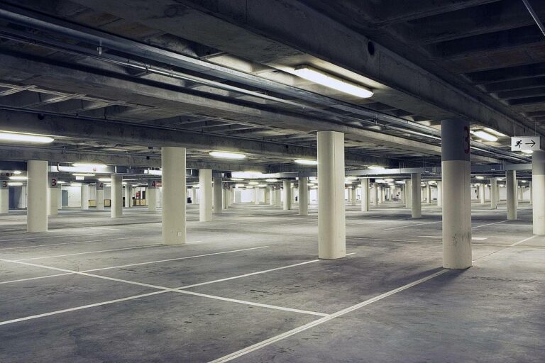 Finding apartments with ample parking spaces included