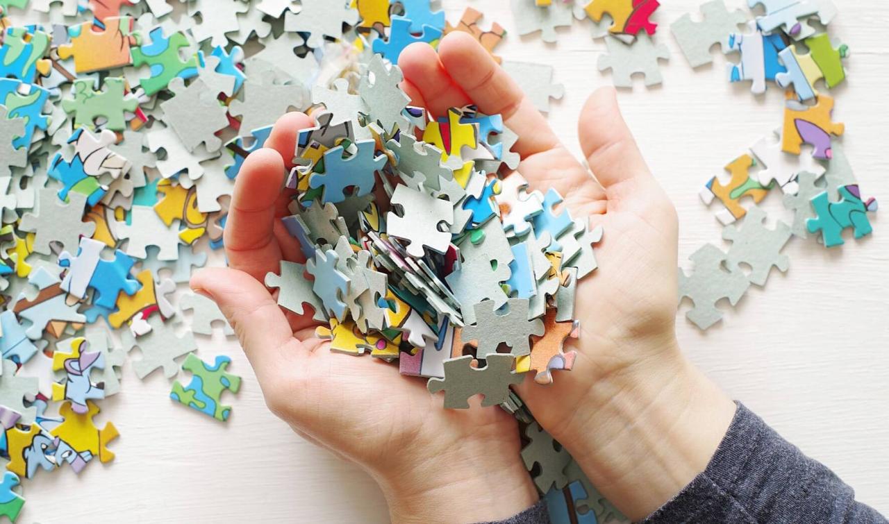 6 Surprising Benefits Of Jigsaw Puzzles | Love Paper